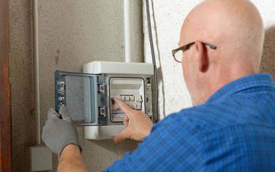  électricien urgence Paris 6